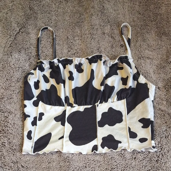 😍 3/$12 SHEIN Black & White Cow Print Camisole - Picture 1 of 3
